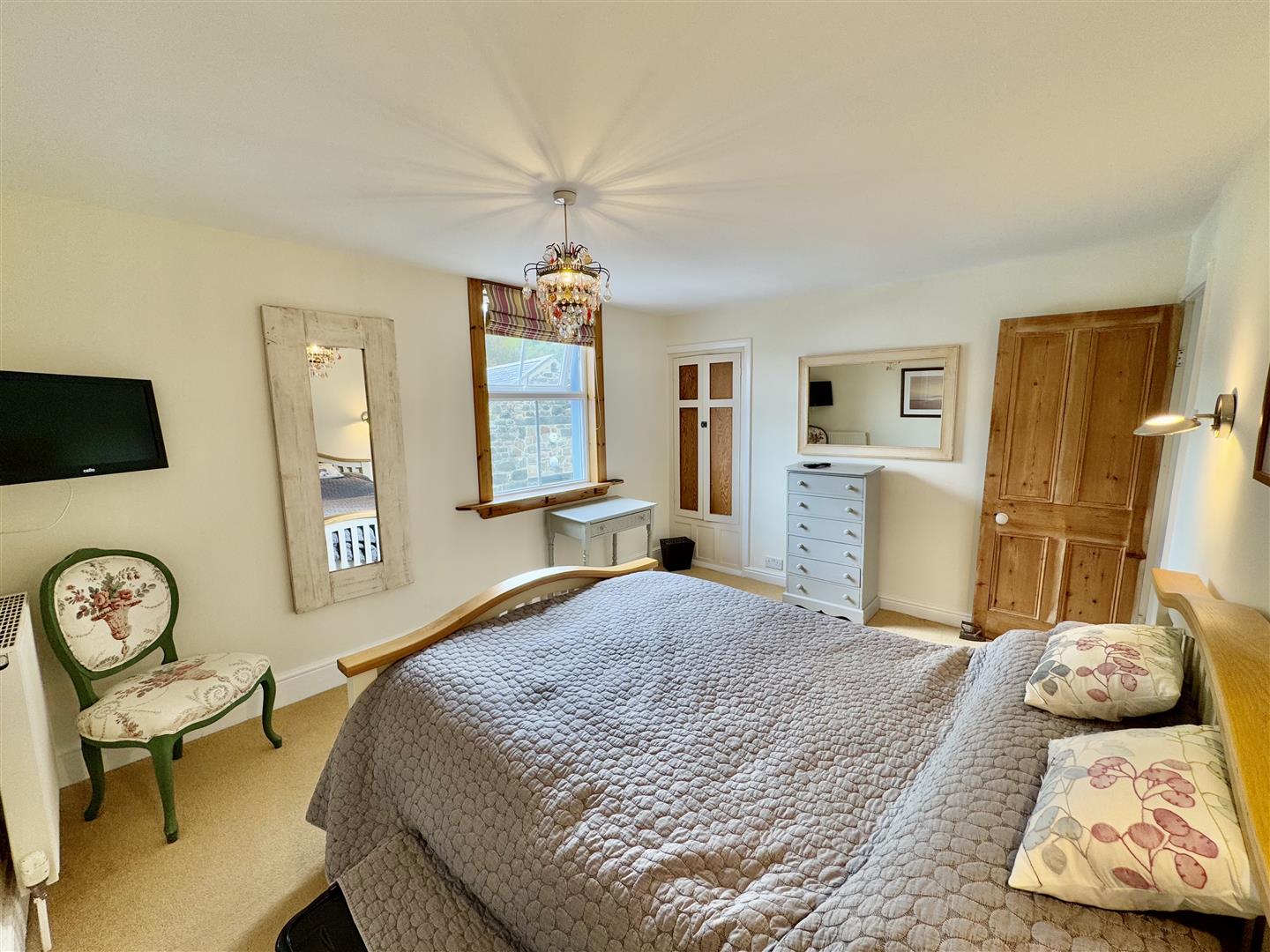 29-31 Castle Street, Criccieth